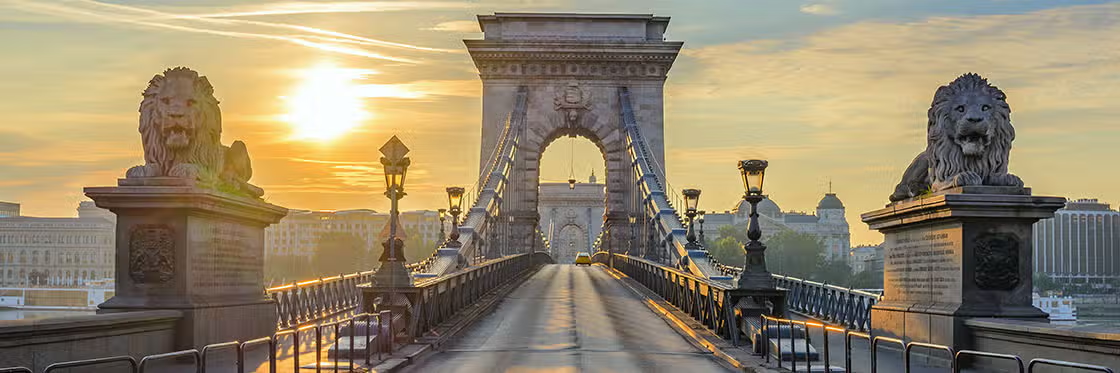Chain Bridge in Budapest at sunrise